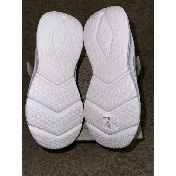 Girls shoes Sketchers Ready to Shine Size 2 - Picture 5 of 5